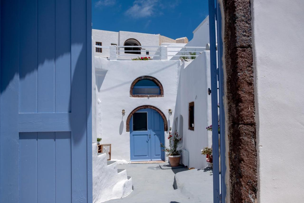 Labyrinth Traditional Houses Пиргос Экстерьер фото